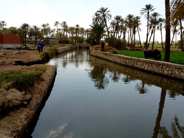 Sinnuris irrigation canal, Fayoum, Egypt